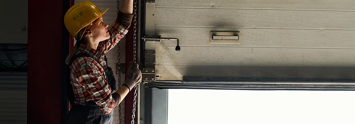 Overhead Garage Door Technician in Sturgeon Falls, ON